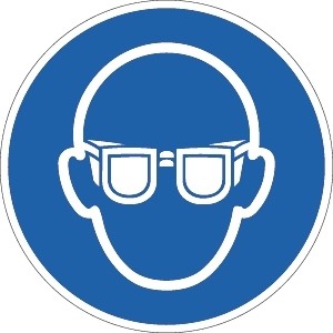Schutzbrille tragen